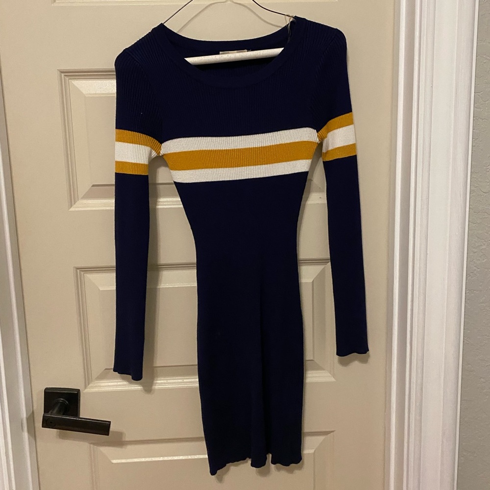 Pacsun bodycon long sleeve dress
